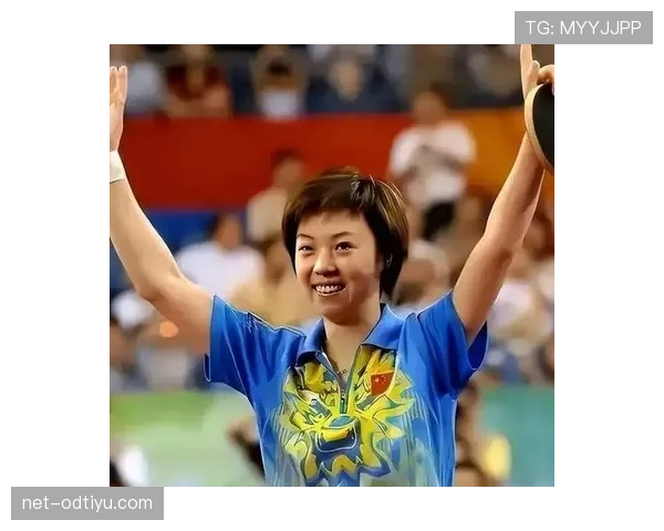 刷到张怡宁拎着塑料袋买菜的图，差点忘了她是奥运冠军