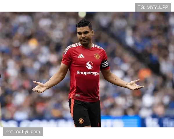 卡塞米罗与坎塞洛的中场拦截差异如何驱动球队攻防资源分配